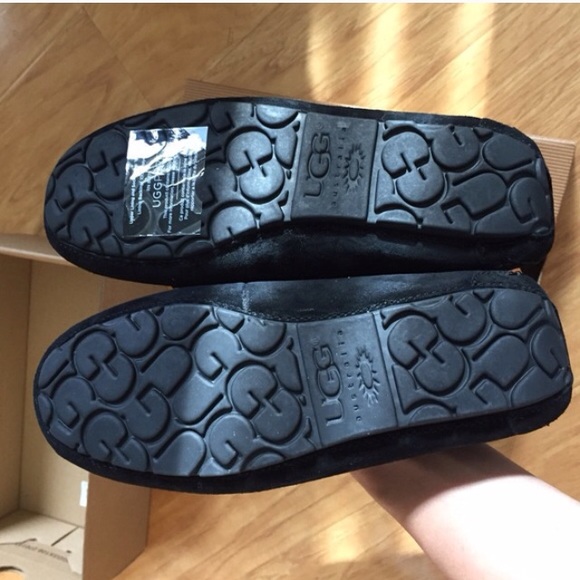 UGG SUKI AUTHENTIC MOCASSINS SZ 7 NEW - Picture 3 of 4