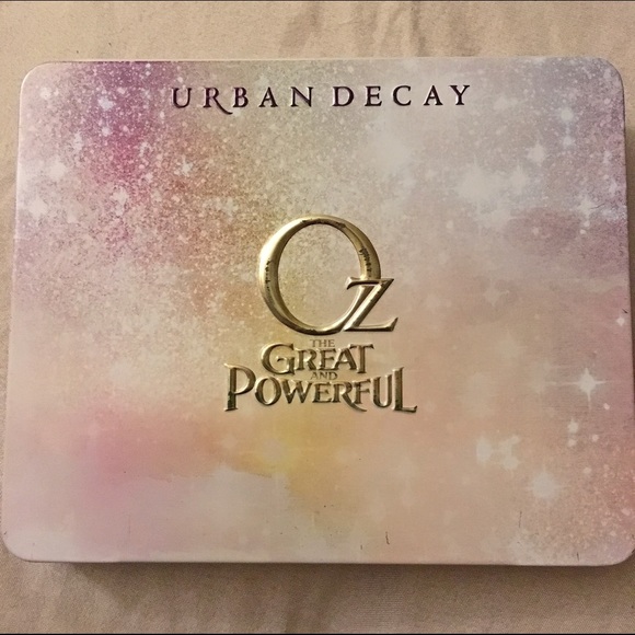 Urban Decay Oz great and powerful Glinda