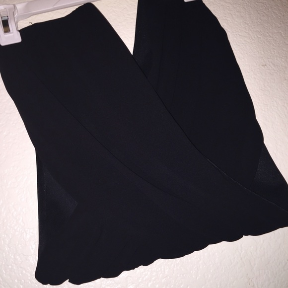 Black Strapless VNeck Plunge Top