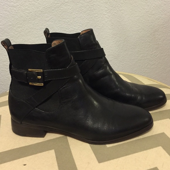 Louise et Cie Black Leather Bootie Sz 7.5