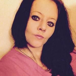 Meet your Posher, Mavis