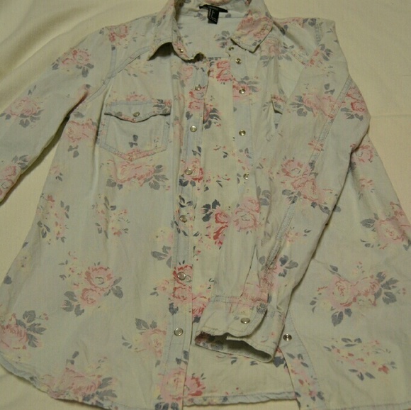 !bogo! F21 Denim like floral buttonup