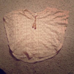 Webbed armed top