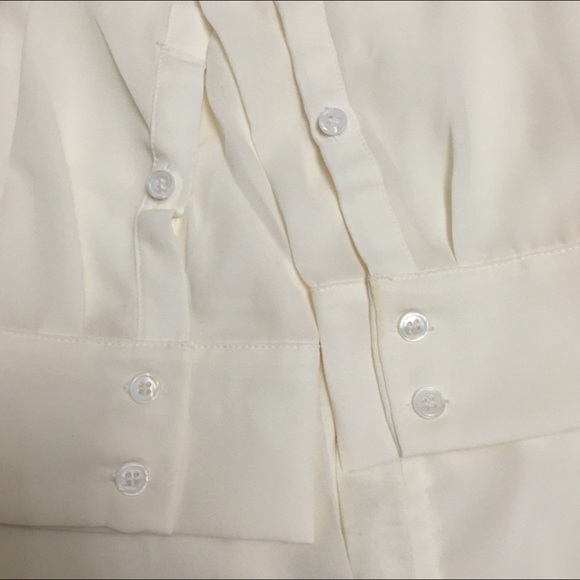 👚Premise Studio,  Long Sleeve Blouse - Picture 3 of 4