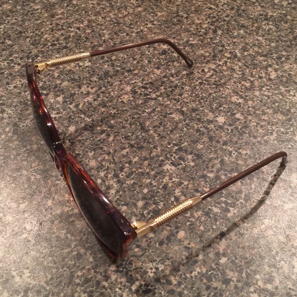Sunglasses - Picture 3 of 4
