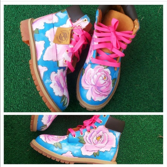 🔴Custom Timberlands Please Read Below🔴 - Picture 2 of 4