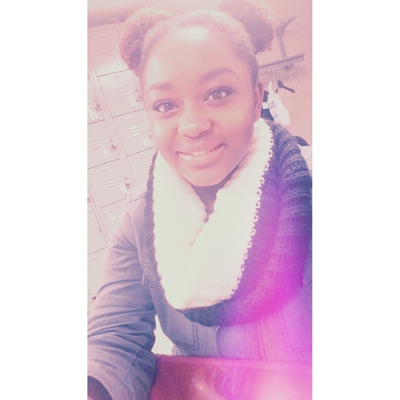 Meet your Posher, Kiana
