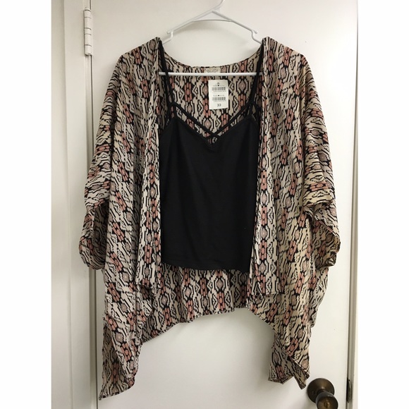 Brandy Melville kimono