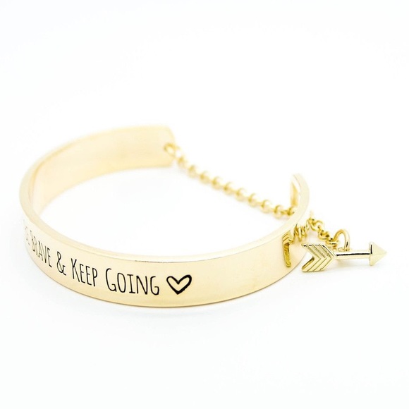 Be brave and keep going bracelet - Picture 2 of 3