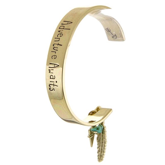 🚫BUNDLED🚫Adventure Awaits bracelet - Picture 2 of 4