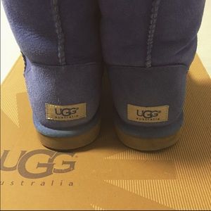 Blue classic short uggs