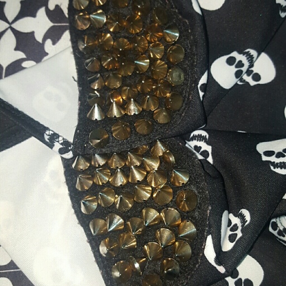 Crop Top - Picture 3 of 3