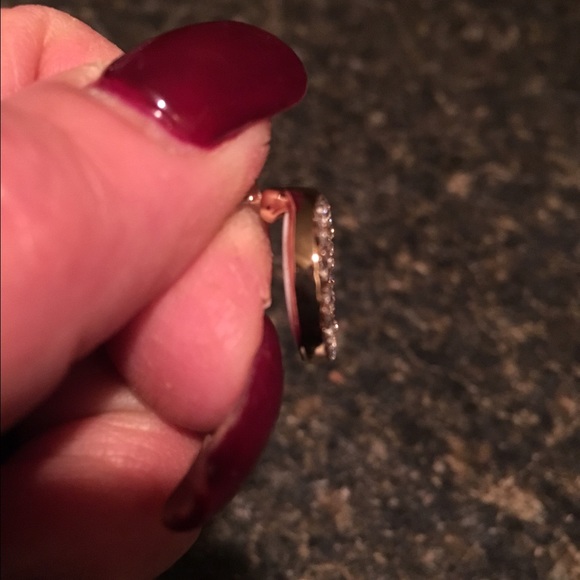 Button diamond "look"earrings - Picture 4 of 4