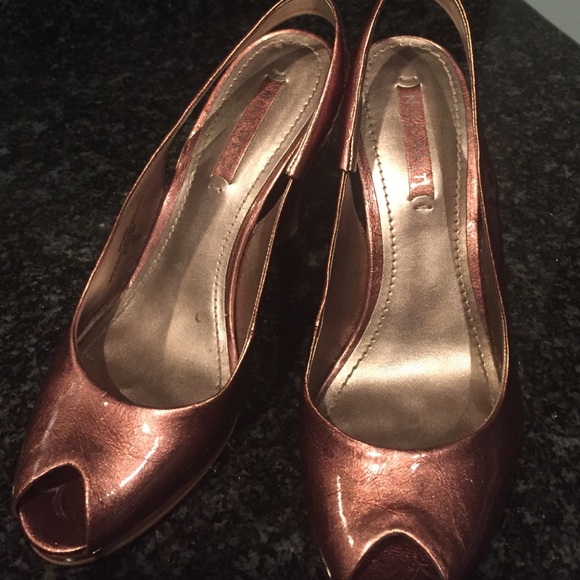 Copper beautify Nine West wedge heel