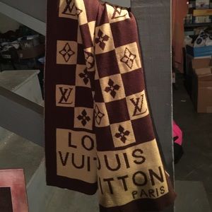 Love my new scarf ❤️ Love my new scarf ❤️