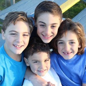 Meet your Posher, Deborah