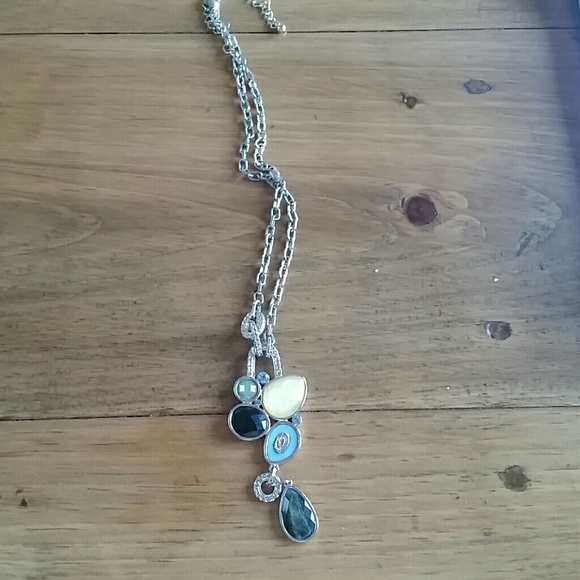Lia sophia necklace