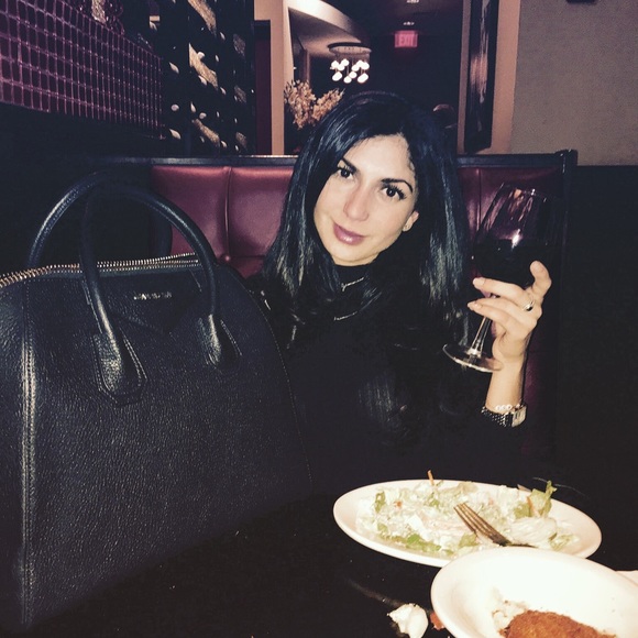 Meet your Posher, Brittany