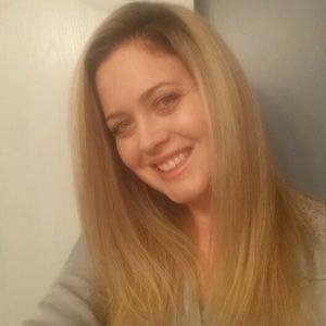 Meet your Posher, Crystal