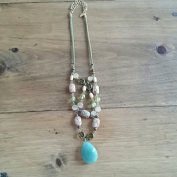 Lia sophia necklace