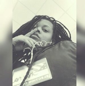 Meet your Posher, Shay