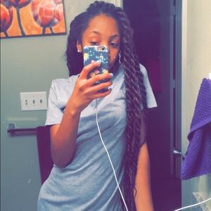 Meet your Posher, Senai