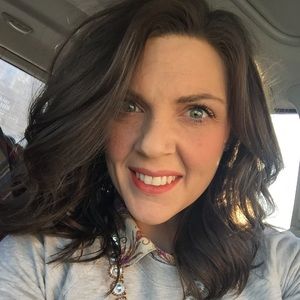 Meet your Posher, Joanie