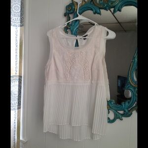 Beautiful American Eagle Blouse