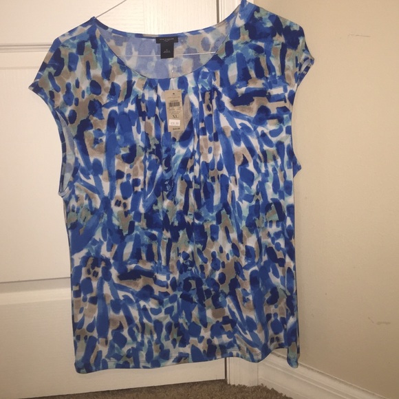 💙✨NWT: Ann Taylor Blue Detail Top ✨💙
