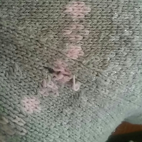 Snowflake Sweater - Picture 6 of 6