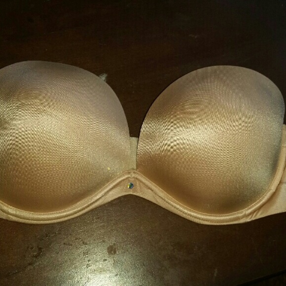34D strapless pushup