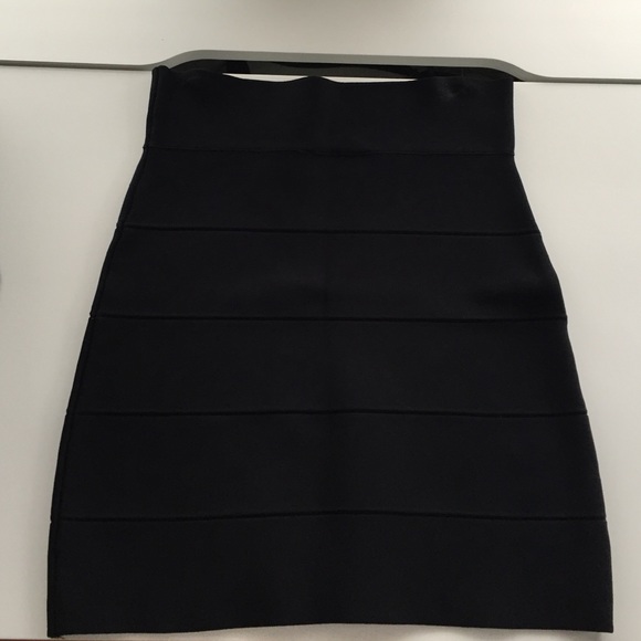 BCBG Max Azria Bandage Skirt - Picture 1 of 2