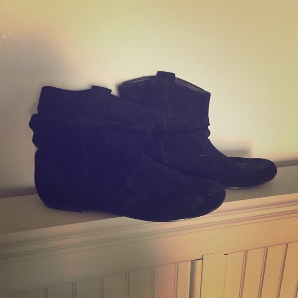 Steve Madden booties - Picture 1 of 1