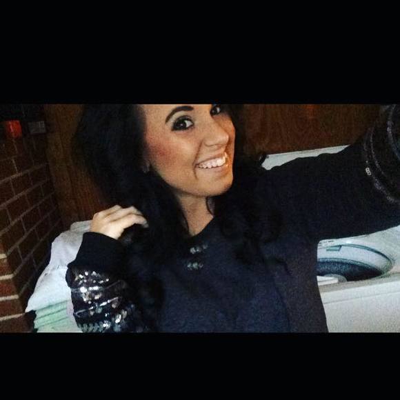 Meet your Posher, Shelby - Picture 1 of 1