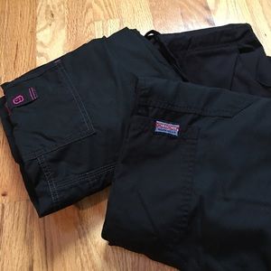 Black scrub pants bundle !