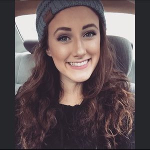 Meet your Posher, Beverly