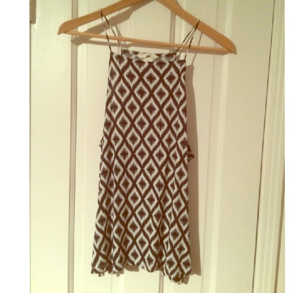 Black and white camisole - Picture 1 of 2