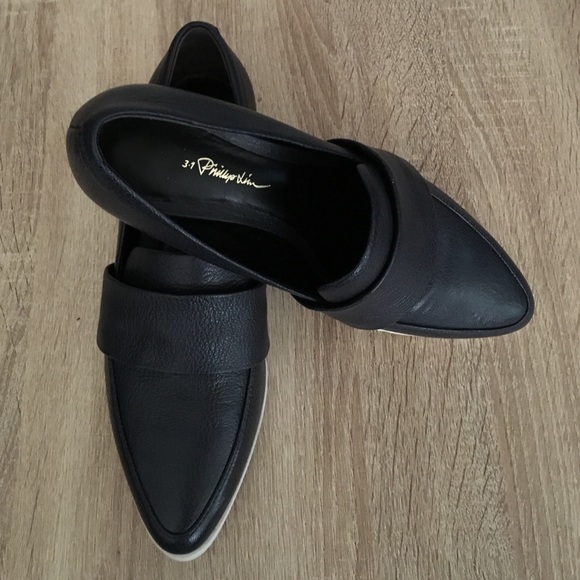 3.1 Phillip Lim Navy Leather Quinn Loafers - Picture 3 of 3