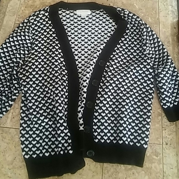 CJ Banks (Catherine and Banks) Sweaters - SOLD CJ Banks Heart Cardigan