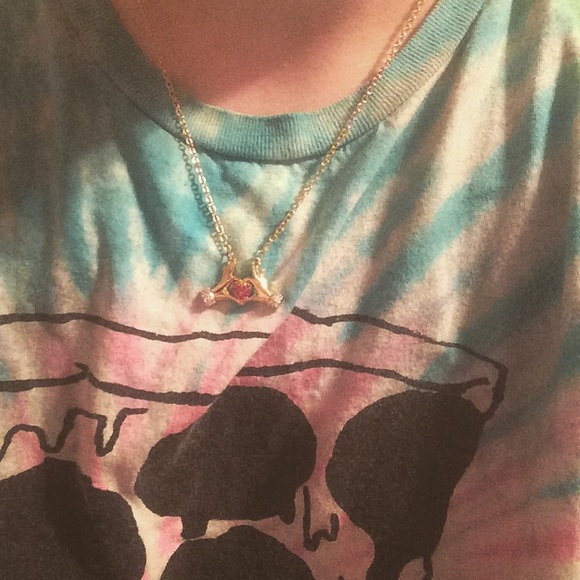 LOWEST PRICE Betsey Johnson Valentine❤️ necklace - Picture 4 of 4