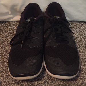 Black Nike Free Run 5.0