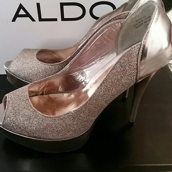 Glitter peep toe pumps