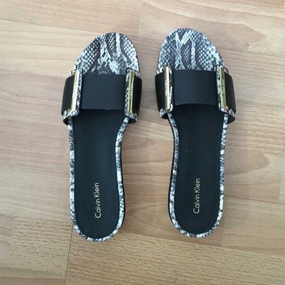Brand New! Snake skin design sandals