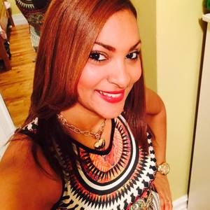 Meet your Posher, Stephany