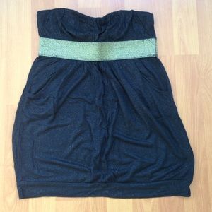 Forever 21 Strapless black & gold top