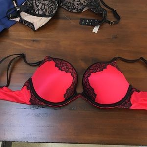 34c Victoria secret very sexy push up