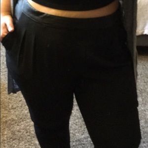 Faux Leather Trimmed Skinny Slacks