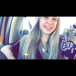 Meet your Posher, Cheyanne