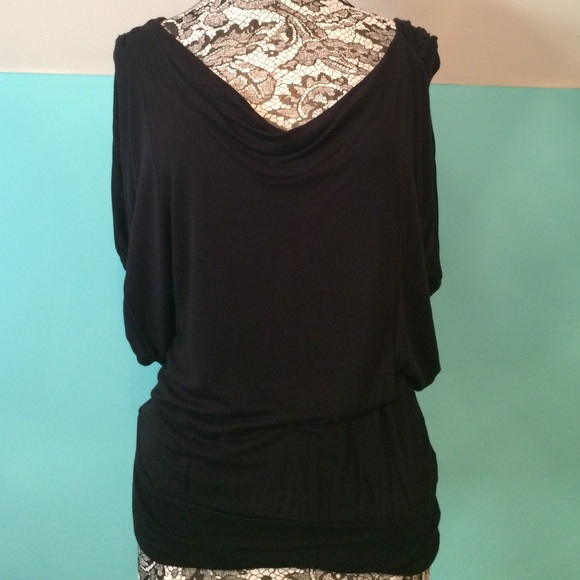 Short sleeve, scoop neck dolman top