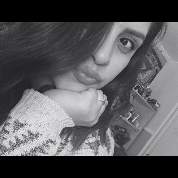 Meet your Posher, Ashley